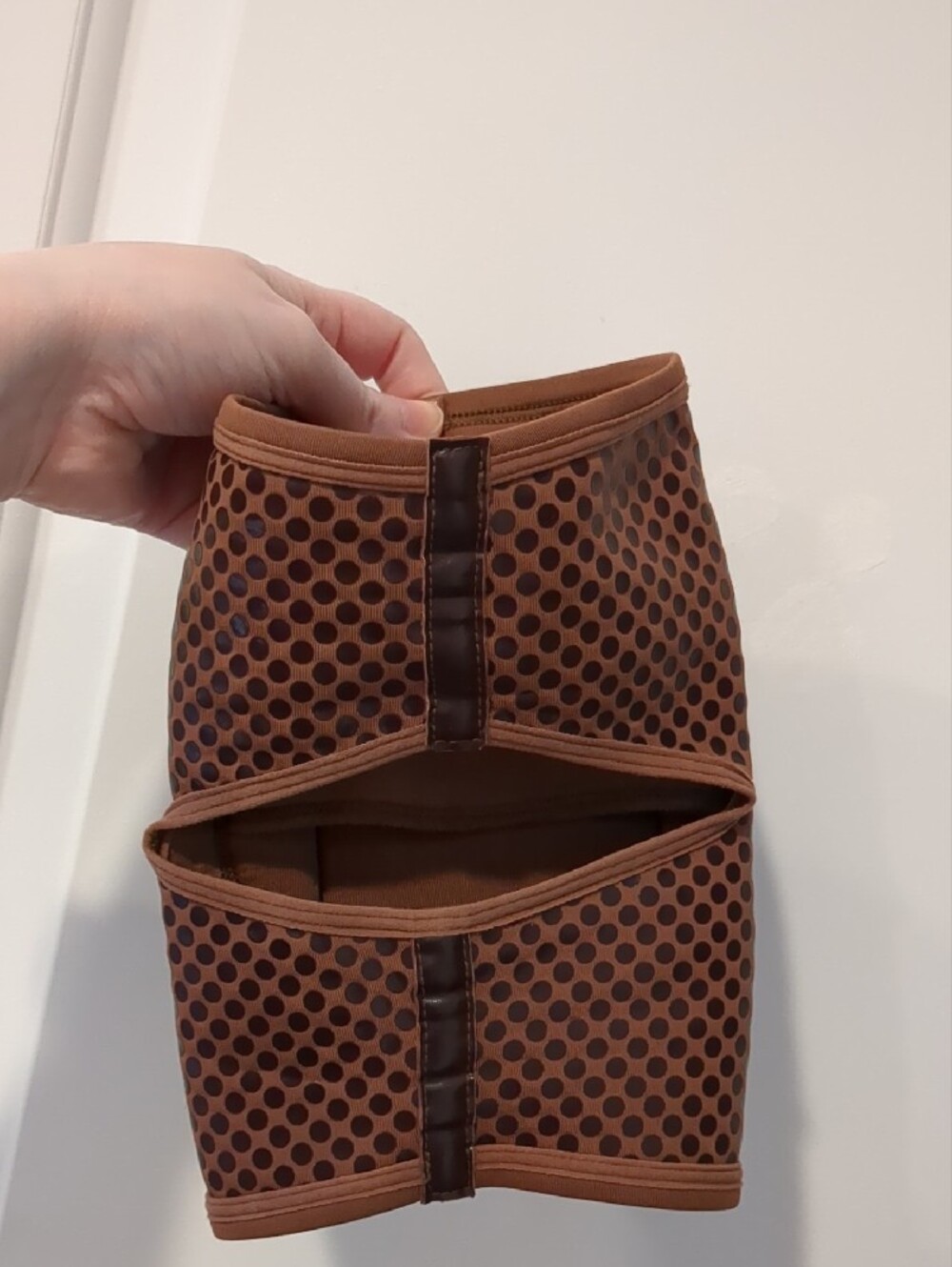 Queen Wear Mocha Grippy Padded Knee Pads in Size Large - Picture 6 of 11